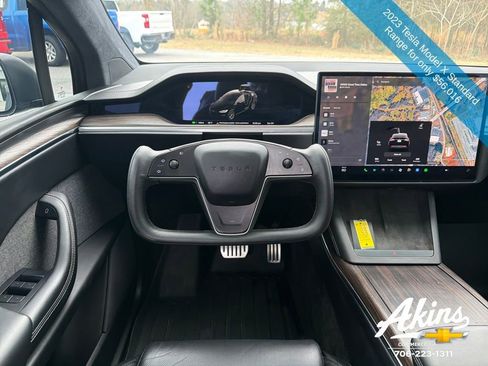 Used 2023 Tesla Model X image 13