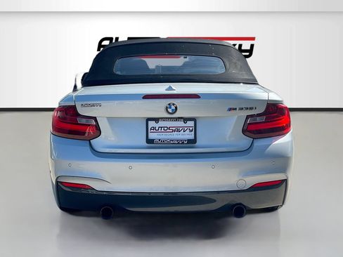 Used 2015 BMW M235i Convertible RWD image 6