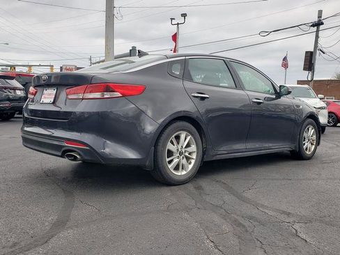 Used 2017 Kia Optima LX FWD image 3