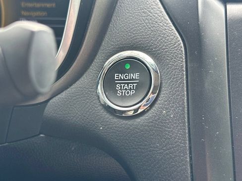 Used 2019 Ford Fusion SE w/ Equipment Group 151A FWD image 22