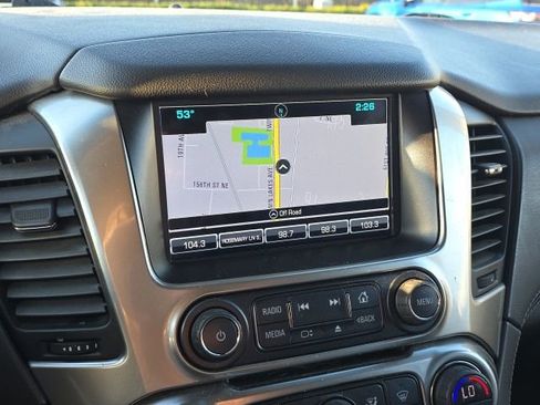 Used 2019 Chevrolet Suburban LT image 21