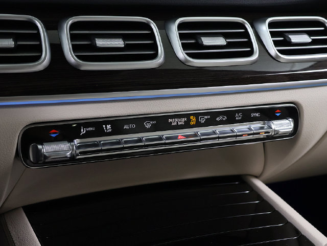 New 2026 Mercedes-Benz GLE 450 4MATIC image 25