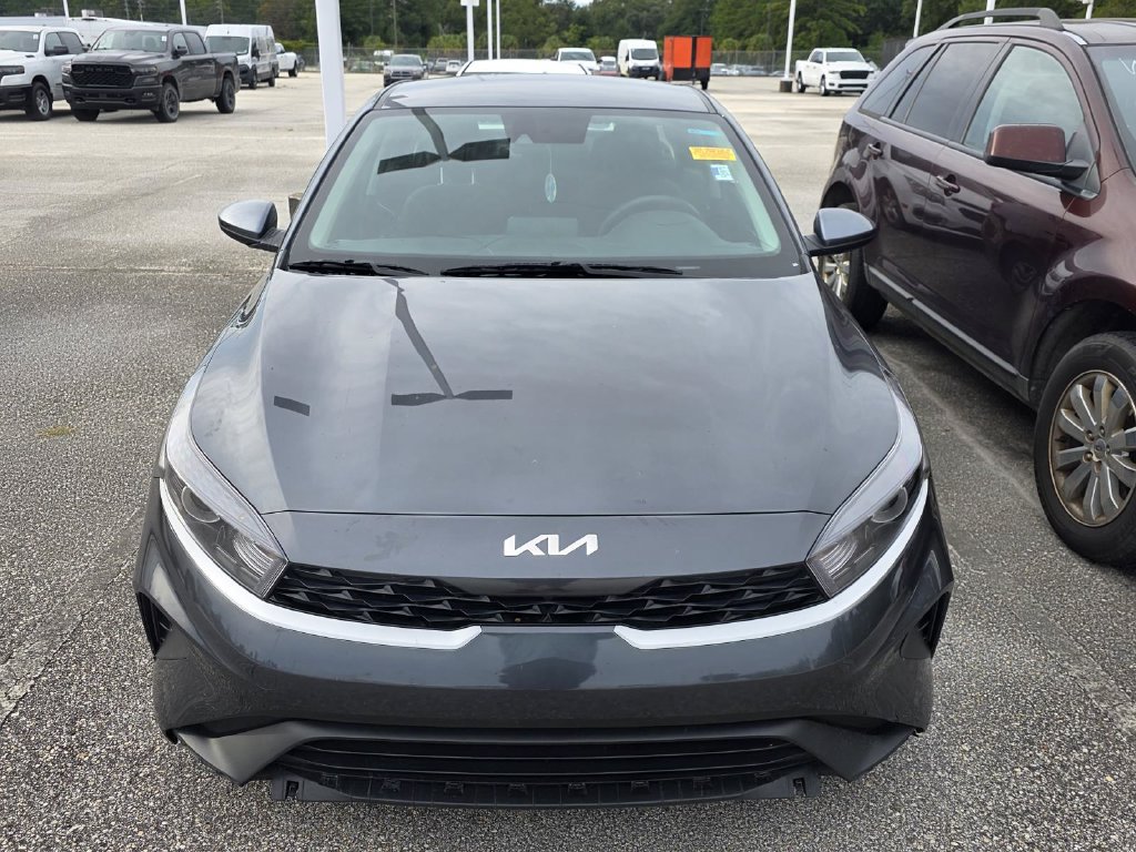 Used 2024 Kia Forte LX FWD image 2