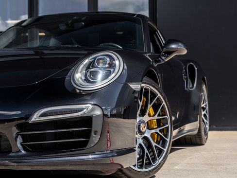 Certified 2015 Porsche 911 Turbo S AWD/4WD image 17