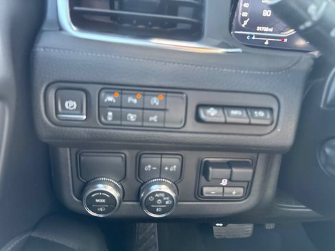 Certified 2023 GMC Yukon Denali w/ Denali Reserve Package RWD image 30
