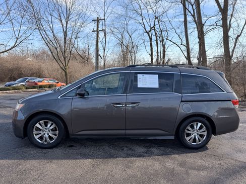 Used 2016 Honda Odyssey SE image 6