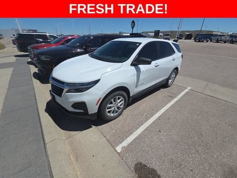Used 2024 Chevrolet Equinox LS w/ LS Convenience Package AWD/4WD image 30
