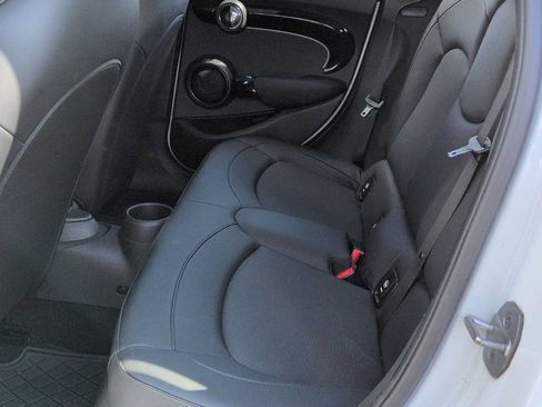 Certified 2024 MINI Cooper 4-Door Hardtop FWD image 21