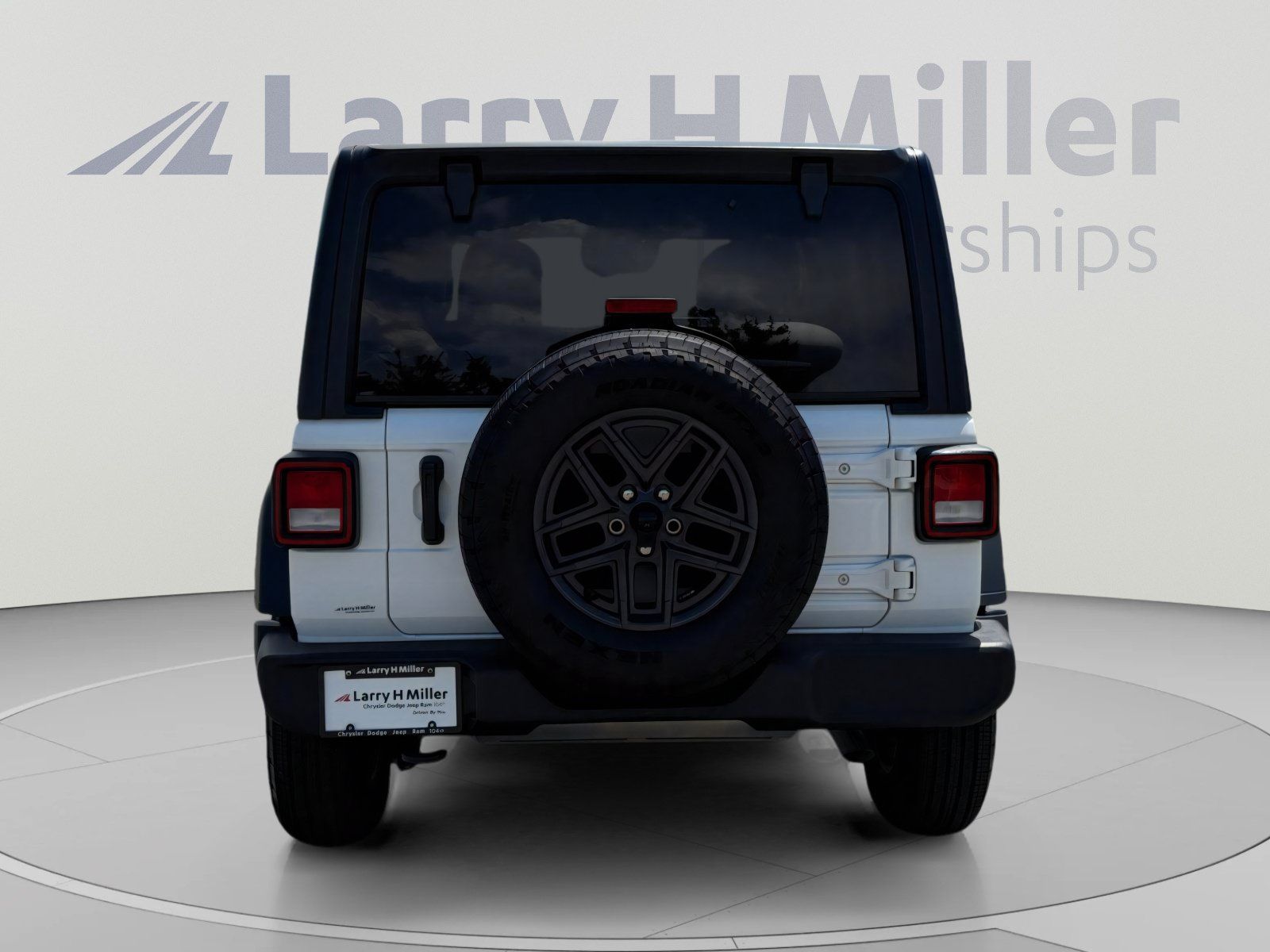 Used 2024 Jeep Wrangler Unlimited Sport AWD/4WD image 5