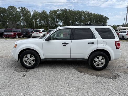 Used 2011 Ford Escape XLT w/ Class II Trailer Tow Pkg AWD/4WD image 6