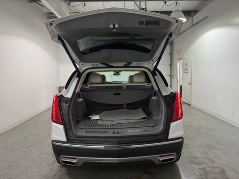 Used 2022 Cadillac XT5 Premium Luxury w/ LPO, Floor Liner Package image 7