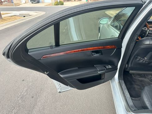 Used 2008 Mercedes-Benz S 550 image 22