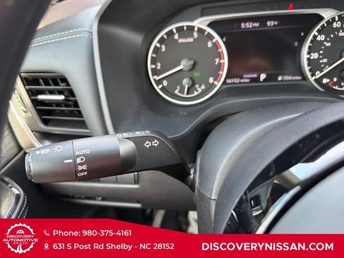 Certified 2023 Nissan Rogue SV FWD image 23