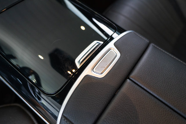 Certified 2023 Mercedes-Benz S 500 4MATIC image 24