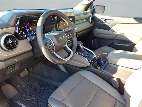 Used 2023 Chevrolet Colorado ZR2 w/ ZR2 Convenience Package III image 37