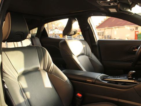 Used 2024 Toyota Crown image 25