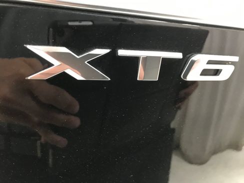 Used 2024 Cadillac XT6 Premium Luxury w/ LPO, Floor Liner Package AWD/4WD image 31
