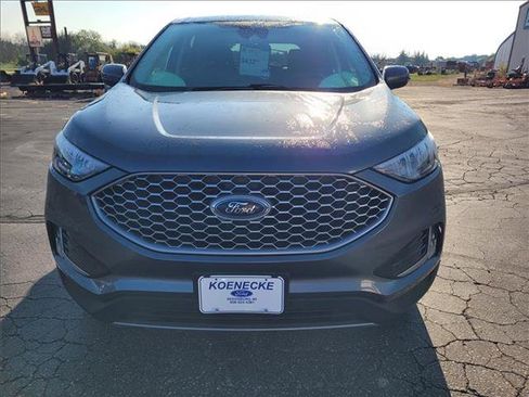 Used 2023 Ford Edge SEL w/ Convenience Package AWD/4WD image 3