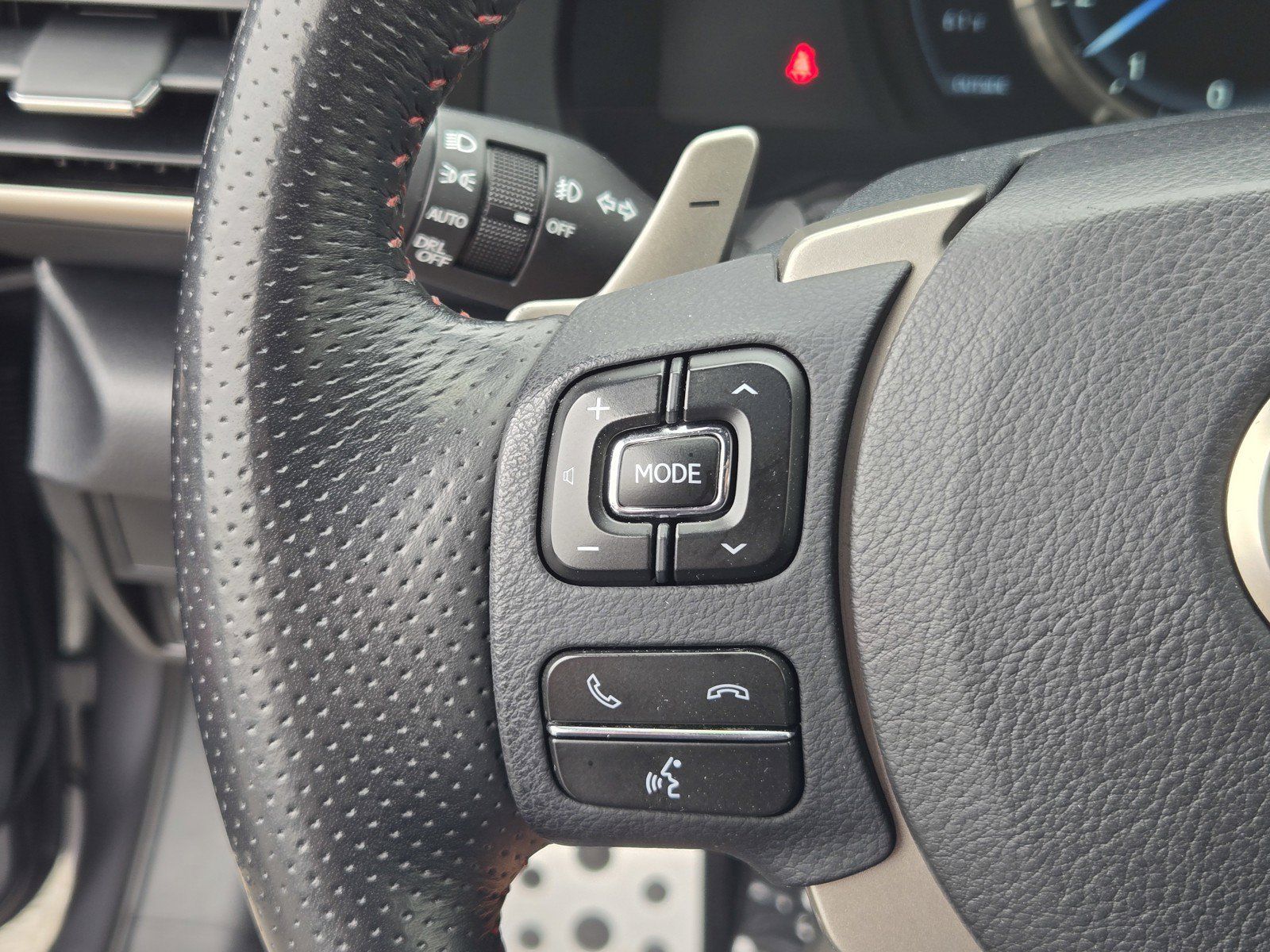Used 2015 Lexus RC 350 AWD w/ All Weather Package image 23