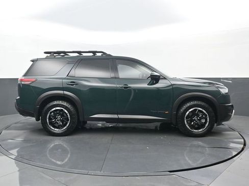 Used 2025 Nissan Pathfinder Rock Creek image 2
