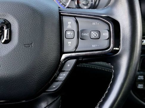 Used 2022 RAM 1500 Limited AWD/4WD image 14