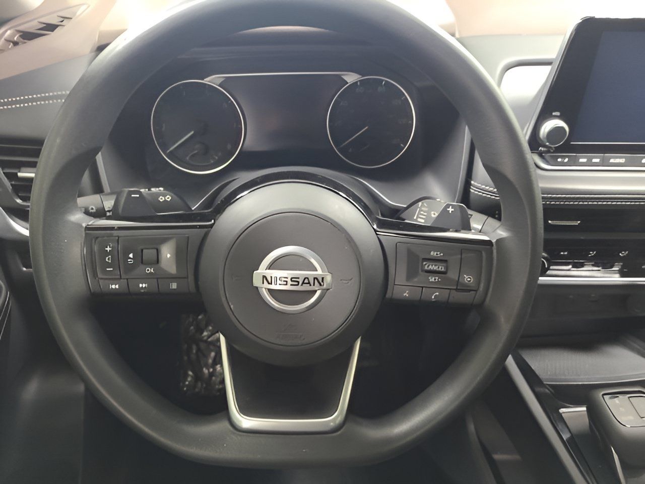 Used 2021 Nissan Rogue S AWD/4WD image 23