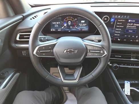 New 2026 Chevrolet Traverse LT image 44