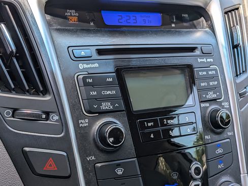 Used 2011 Hyundai Sonata GLS FWD image 30