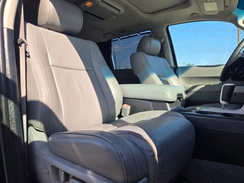 Used 2008 Toyota Sequoia Limited image 17