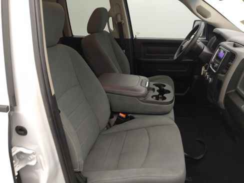 Used 2019 RAM 1500 Tradesman w/ Chrome Plus Package RWD image 21