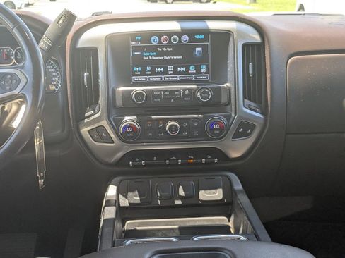 Used 2018 Chevrolet Silverado 1500 LT w/ All Star Edition AWD/4WD image 26