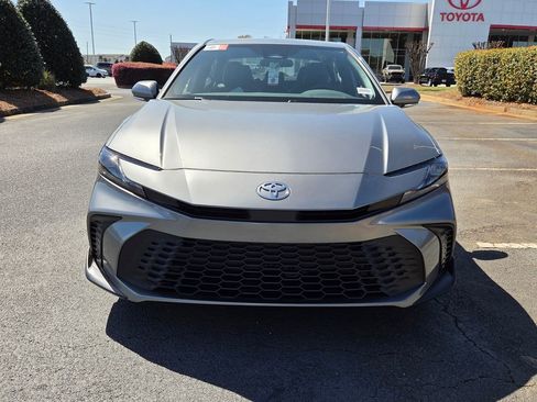 New 2026 Toyota Camry SE image 2