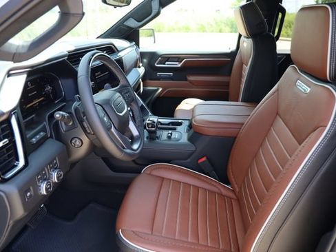 Used 2026 GMC Sierra 1500 Denali Ultimate AWD/4WD image 12