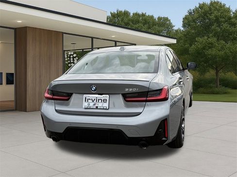 New 2026 BMW 330i Sedan w/ M Sport Package image 9