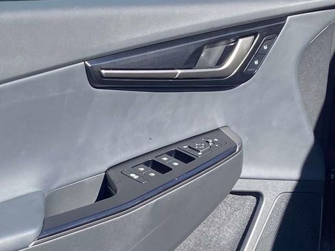 New 2025 Kia EV6 Wind image 13