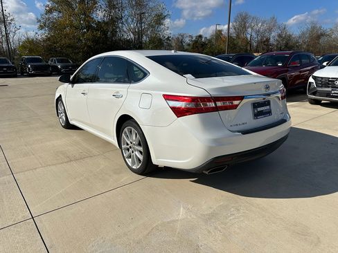Used 2013 Toyota Avalon XLE Touring image 7
