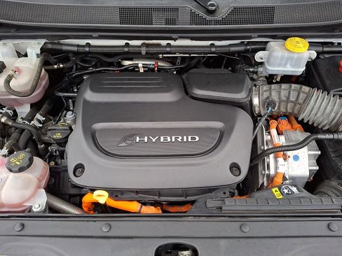 Used 2019 Chrysler Pacifica Limited w/ Advanced Safetytec Group image 29