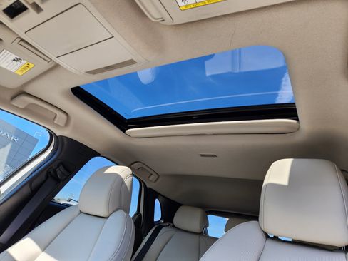 Certified 2023 MAZDA CX-30 AWD 2.5 S w/ Premium Package image 16