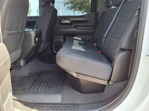 Used 2022 Chevrolet Silverado 1500 RST AWD/4WD image 18