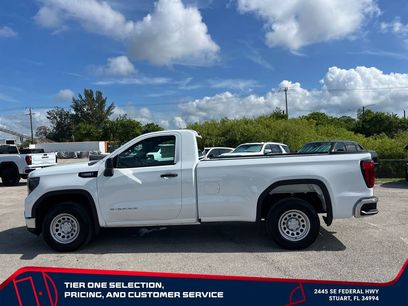New 2026 GMC Sierra 1500 Pro w/ Pro Value Package