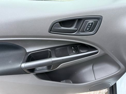 Used 2022 Ford Transit Connect XL image 12