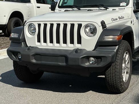 Used 2023 Jeep Wrangler Unlimited Sport AWD/4WD image 10