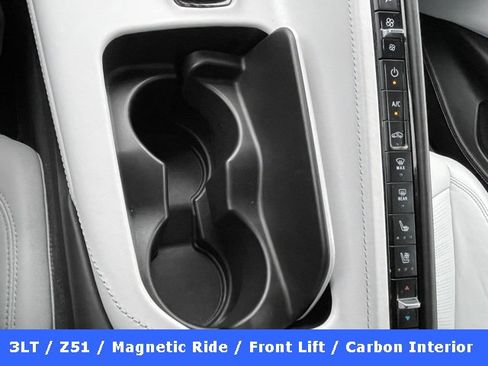 Used 2021 Chevrolet Corvette Stingray Premium Conv w/ Z51 Performance Package image 29