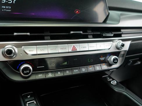 Used 2025 Kia Telluride S FWD image 29