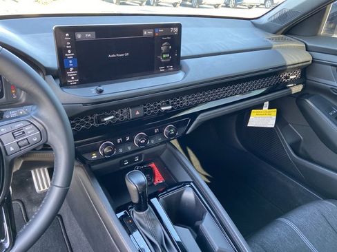 Used 2024 Honda Accord Sport image 23
