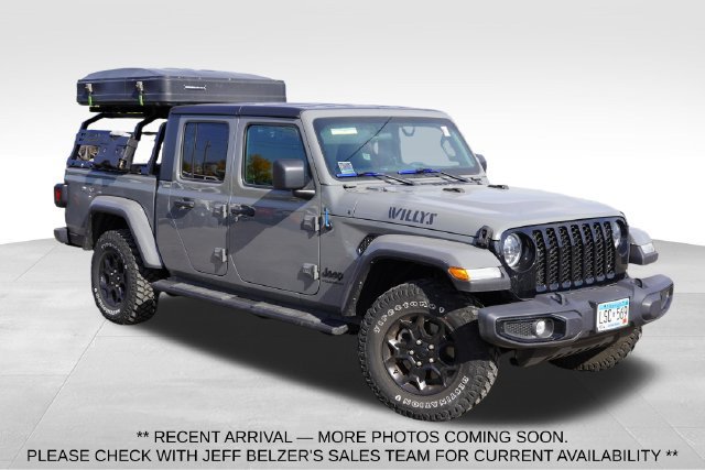 Certified 2023 Jeep Gladiator Sport AWD/4WD image 1