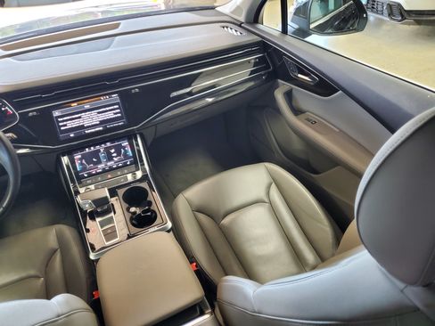 Used 2023 Audi Q7 3.0T Premium Plus image 17