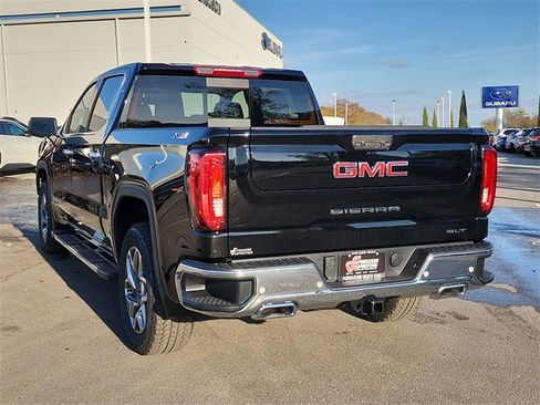 New 2026 GMC Sierra 1500 SLT image 4
