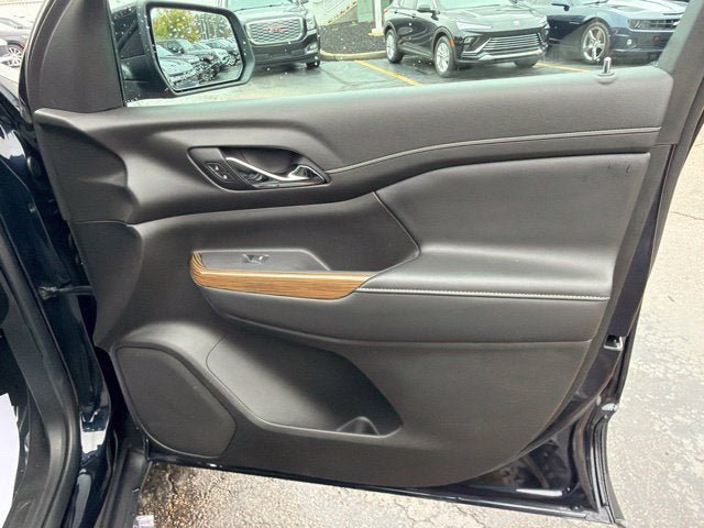 Used 2021 GMC Acadia SLE w/ Driver Convenience Package AWD/4WD image 25