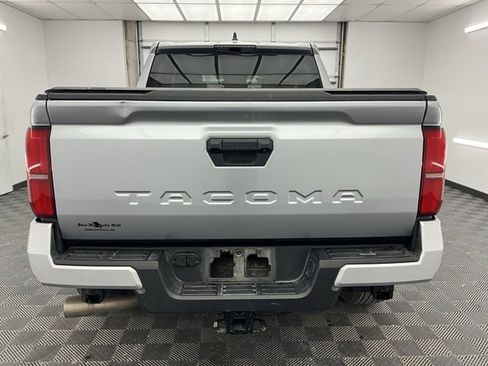 Used 2024 Toyota Tacoma TRD Sport image 21